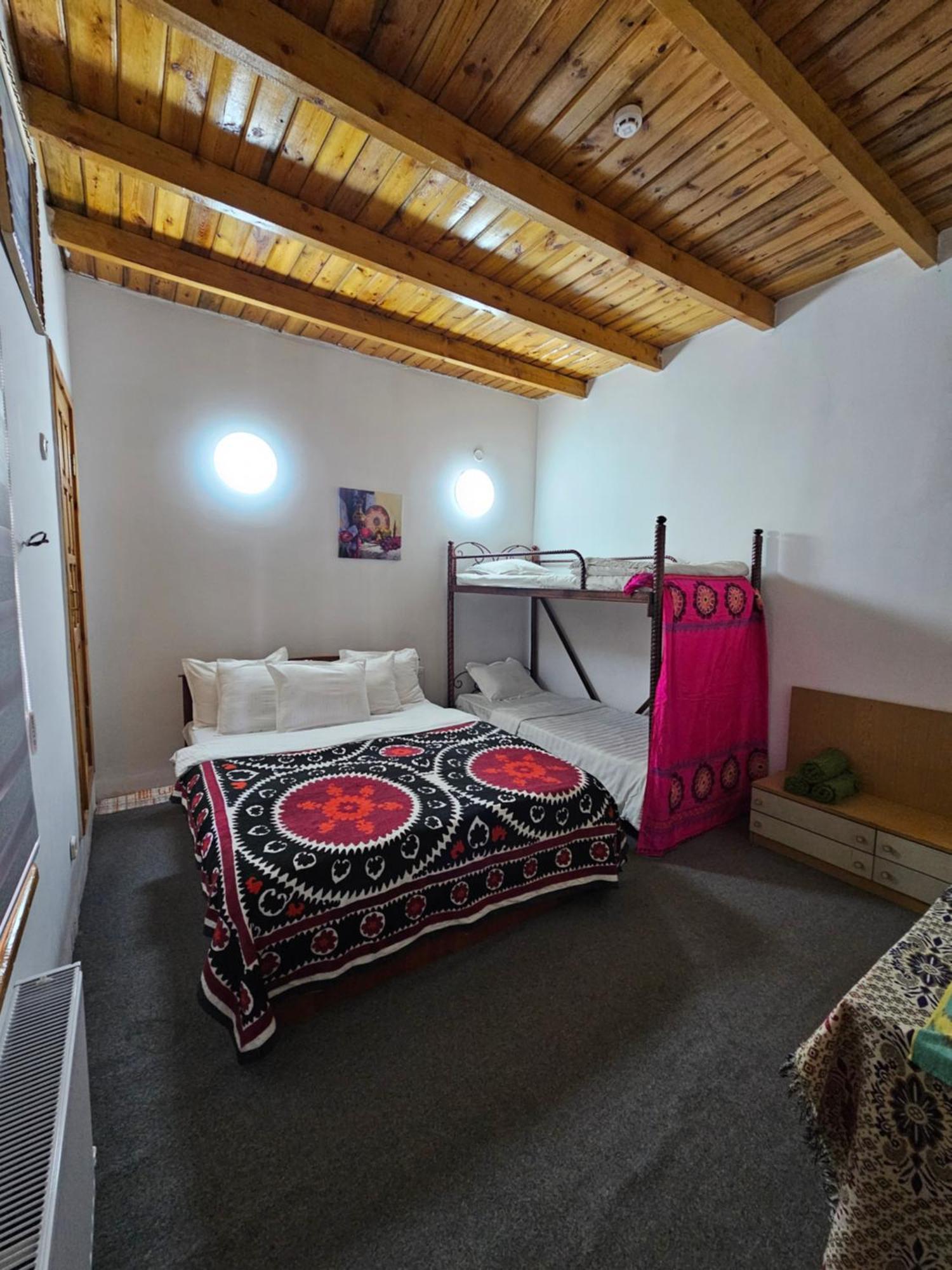 Sim-Sim Hostel & Backpackers Самарканд Экстерьер фото