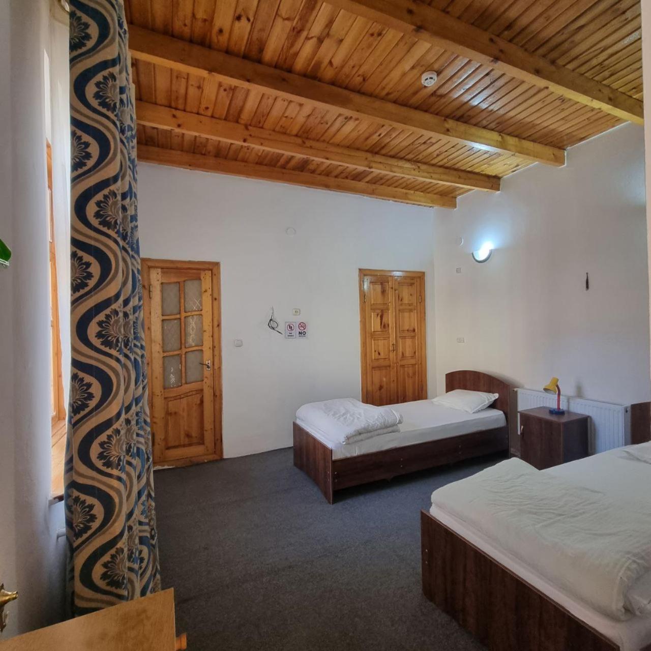 Sim-Sim Hostel & Backpackers Самарканд Экстерьер фото